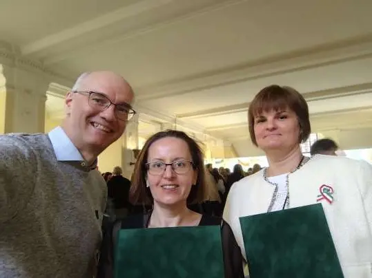 kit&uuml;ntet&eacute;s